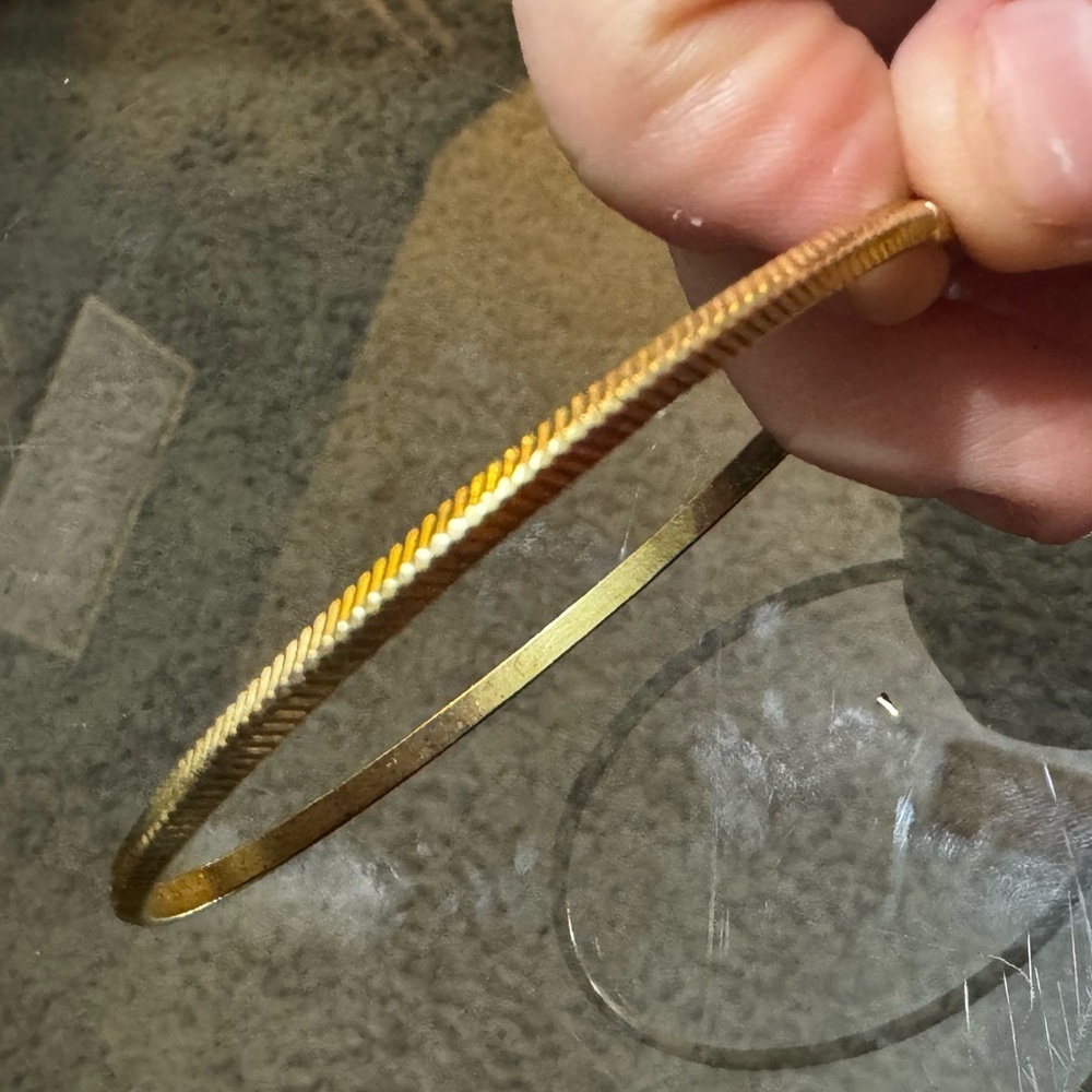 Multiple Gold / Bronze Bangles Bundle - Picture 4 of 6